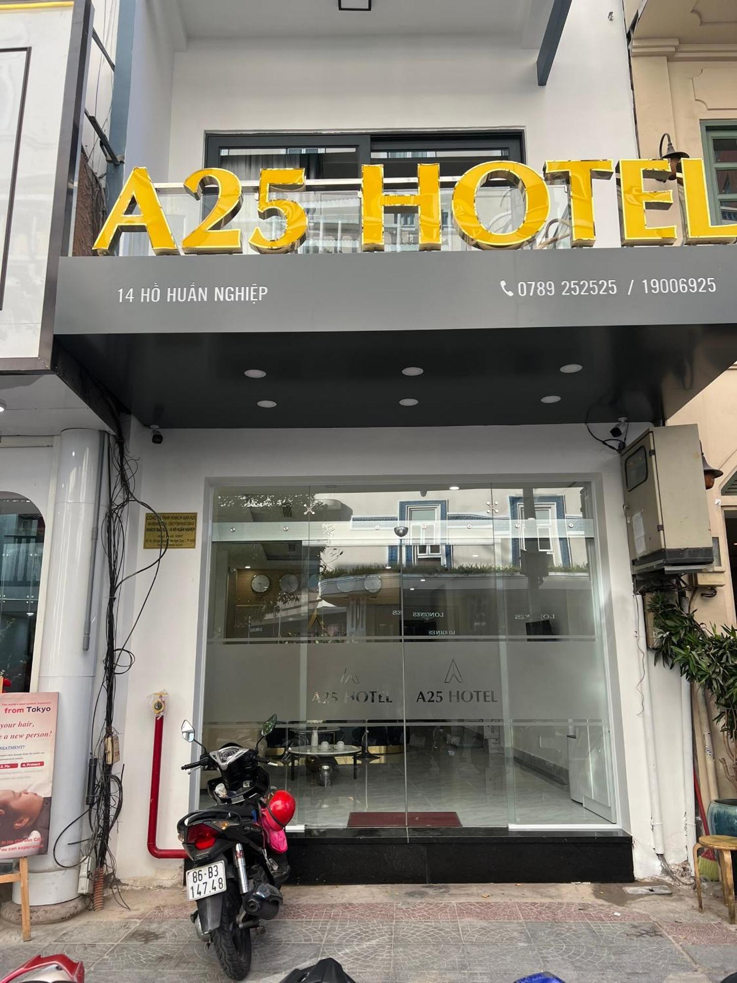 A25 Hotel - 14 Ho Huan Nghiep Bandar Ho Chi Minh Luaran gambar