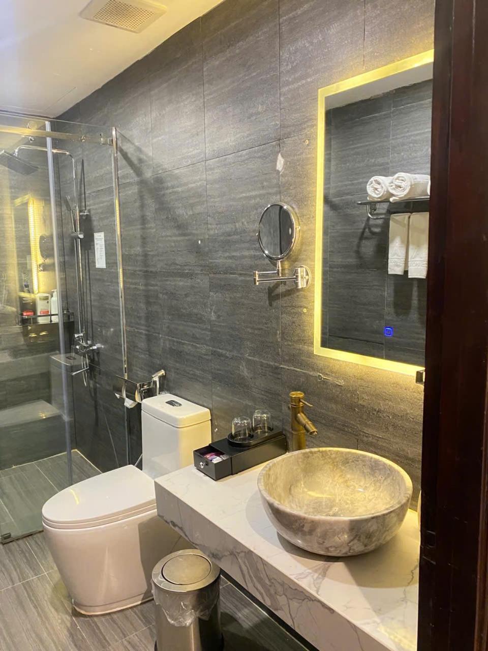 A25 Hotel - 14 Ho Huan Nghiep Bandar Ho Chi Minh Luaran gambar